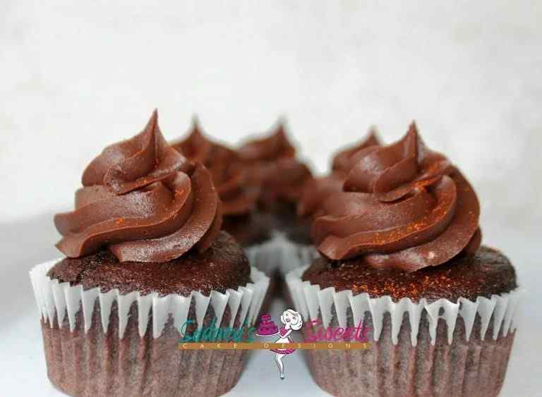 chochlate-cupcake